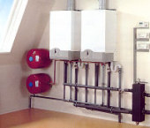 Zwei Gas-Brennwert-Kesselthermen im Dachgeschoss